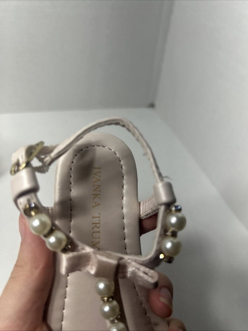 Ivanka Trump Lil Mariana girls sandals - Size 7 Pink - Pearls and Rhinestones - Picture 5 of 10